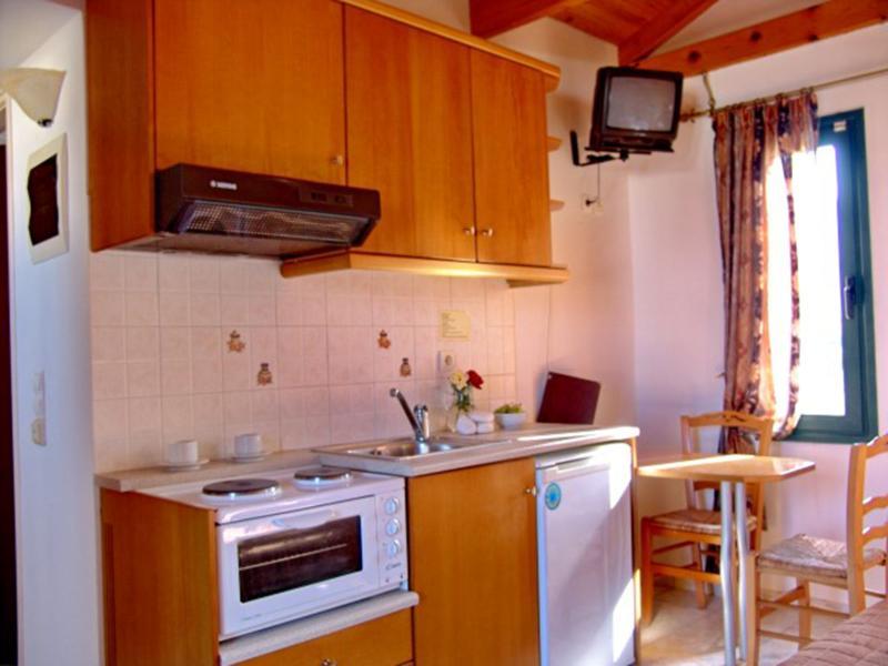 Irida Apartments Malia By Estia מראה חיצוני תמונה